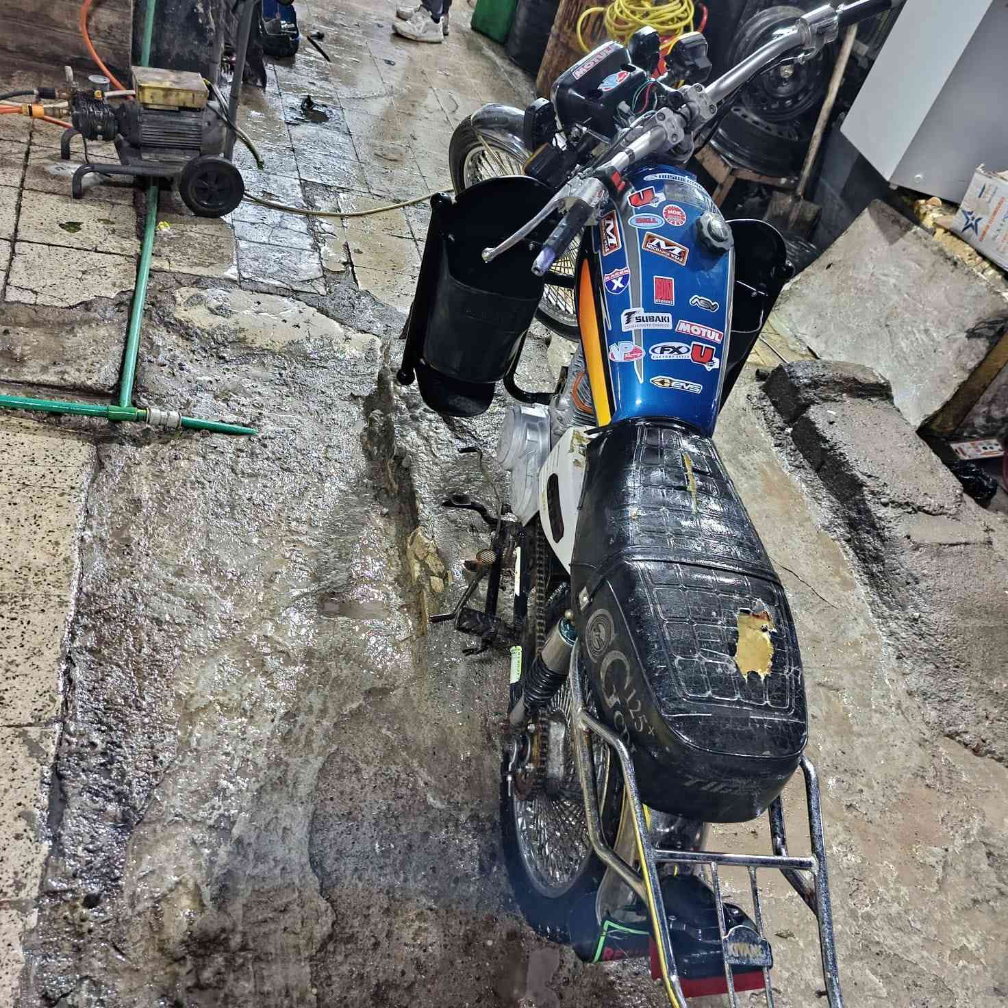 السلام عليكم
ماطور نامي برو 2018  للبيع محرك مفتوح مبدل كازكيت فقط تحريكه ومعدل نار 🔥 السعر 225  وبي مجال مكاني حي صدام الاستفسار ***********
***********
