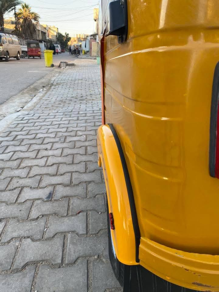 سلام عليكم تكتك البيع 18شهر 11 يوم 25اوراق المكان بغداد الكماليه التكتك لاطشهه  ***********
