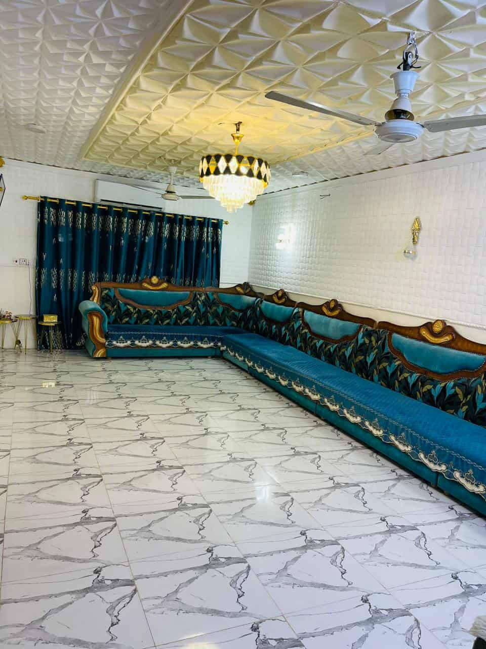 دار للبيع
الموقع الجمجمه مقابل الجبل
 قرب جسر بته
مساحه ٢٨٠متر طابو زراعي
يتكون ٣ غرف نوم استقبال كلدور مطبخ مجمع صحيات
منور
السعر خاص او اتصال
***********
