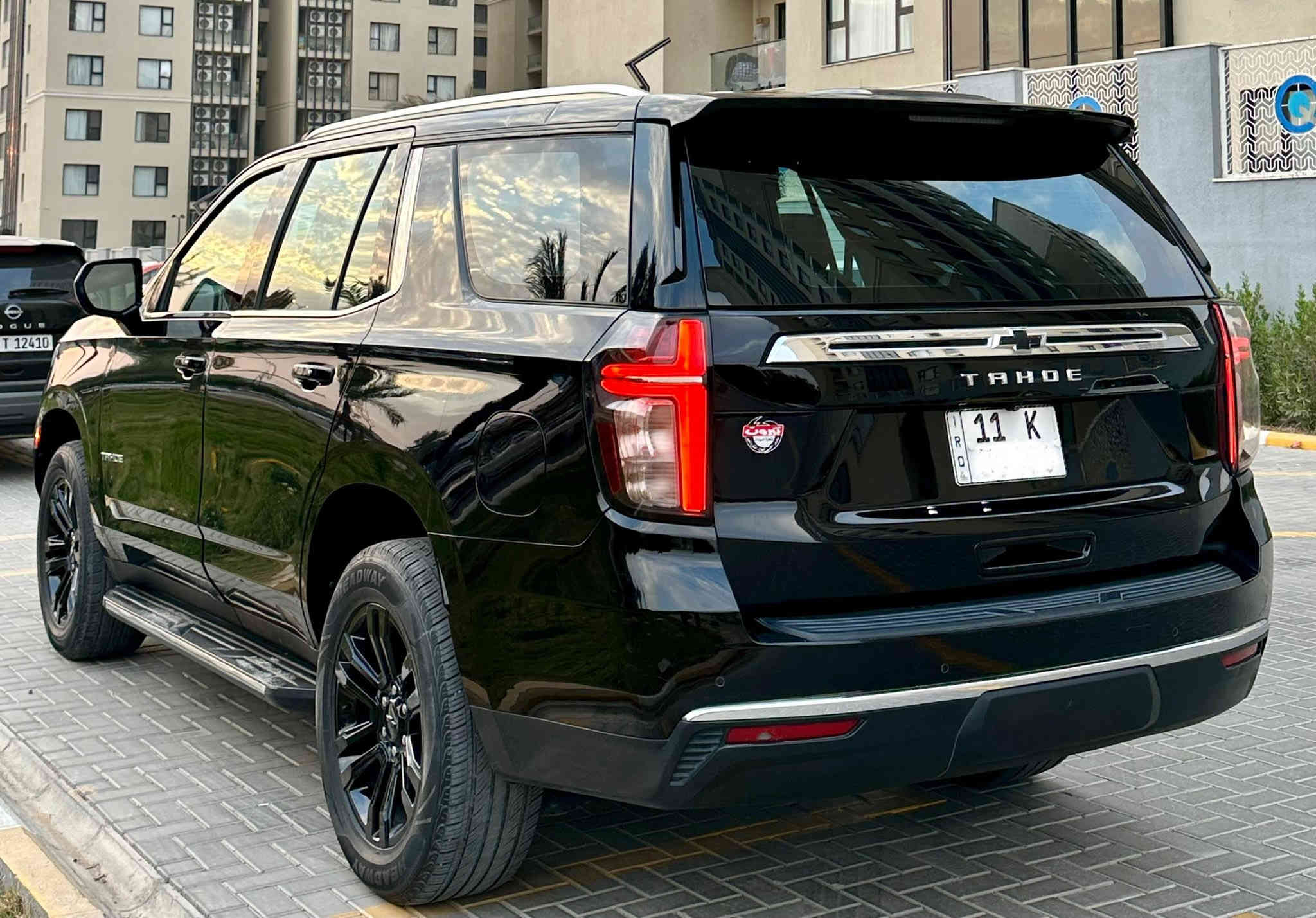 تاهو LSموديل 2021 خليجي 
رقم بغداد بسمي 

ماشية 62 الف 

سيارة مكفولة من صبغ وتبديل وبارد 

بيها رصعات فقط .. 

موصفات بصمة ثلاجة كشنات كهرباء 

حساسات وباقي الموصفات المعروفة 

مكان سيارة بغداد البياع 

السعر 390ورقة بيها مجال 

الاتصال ***********
