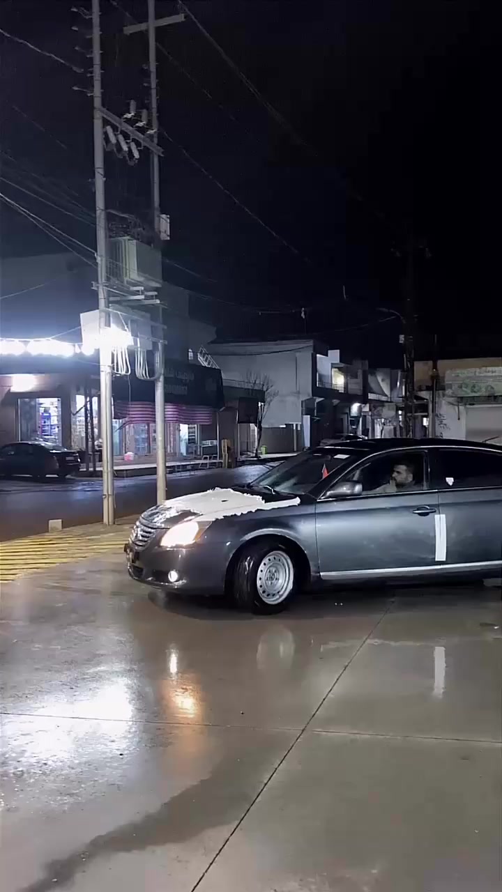 ئەڤەلۆن فول فول بەس بەسمە نیە سەیارەکە مۆدیلی 2008 و بەحیزام ئەی فرۆشم خۆم بەحیزام نەم کڕیوە سەیارەکە زۆر بێ عەیبو عارە موشتەری نیت چات مەکە تکایە ***********
