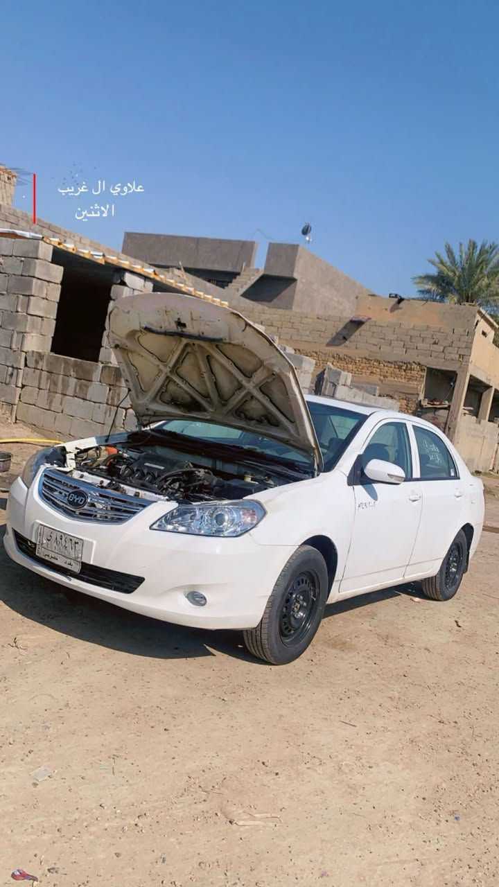 بيوايدي جي ثري 2013 رقم بغداد السياره بيها بارد بلجاملغ الامامي وخشم البنيد اثر حادث دراجه جواها تخم تاير جديد وصدر خلفي امامي صار شهر من بدلتهن ومشط ستيرن جديد وباور جديد السياره بسمي مكان السياره بغداد الشعله 
***********
فقط واتساب
