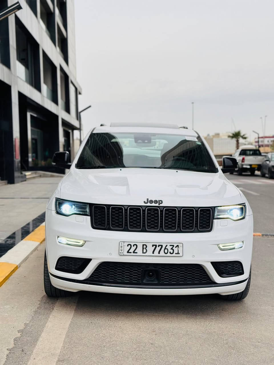 السلام عليكم جيب كراند شيروكي موديل2021 خليجيه فئه S وكالة هارلم رقم اربيل باسمي مكفوله كفاله عامه  ماشيه 55 miموصفات فول واحد ع واحد ام الرادار الأمامي داخل اسود مطعم بحمر بسعر جدا مناسب 315 وبي مجال 
***********
***********
