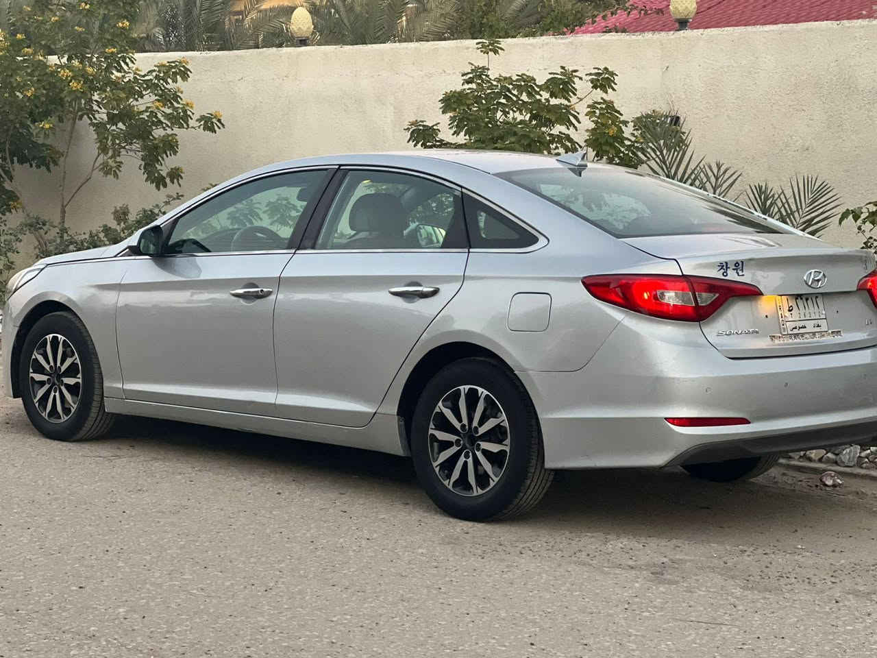 ياالله سوناتا موديل 2017 رقم بغداد امريكيه بسمي كير محرك حداديه تخم تاير شرط كفاله سياره جاهزه الخير مال جناي ماذب عليه ربع تبريد ثلج ☃️ سياره مال جناي شرط محرك 2400 شرط لا تبخير لاتنقيص شرط سياره احلا من صور مذب عليه ربع سياره بيه اربع قطع صبغ فقط شرط بدون دواخل بدون ضربه  شرط سونار باقي سياره جاهزه الخير بيع سريع مكاني بابل حله قرب صيطره اثار بيع سريع سعر 104 وبيه مجال الشراي وني خادم تصال *********** بيع سريع
