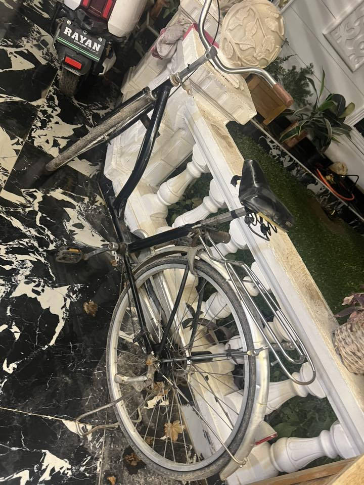 للبيع بايسكل نظيف للاستفسار ***********
