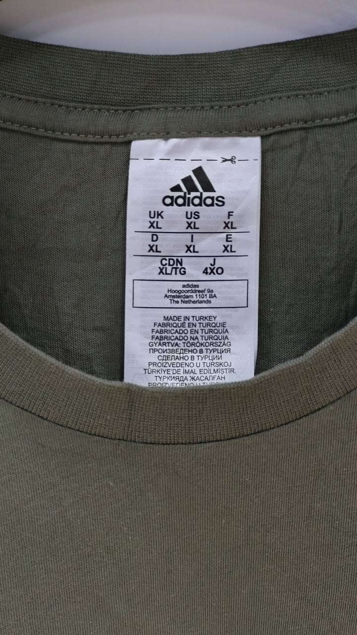 تيشيرت وكالة ماركة ADIDAS
نظافة 💯  غير مستخدم
قياس XL 
عرض التيشيرت 69 سم
السعر 20 الف
متوفر توصيل 5 🚗


**إذا كنت صاحب هذا الإعلان وتريد حذفه لأي سبب، رجاءا أرسل رسالة إلى الدعم الفني**