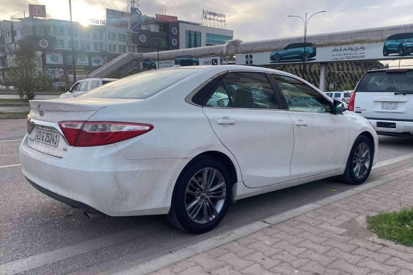 تۆیۆتا كامرى 2017 مواسەفات SE
سلايت
كوشن كارةبا
ئيكؤ
تحديد سرعة
سةنةوى تازه
تاقم تايةى تازه 
بئ تةقةو رةقه
بؤياخ ٦ پارچةى بؤياخه سةقفو شانى بؤياخى نيه 
ئيرباگ بةس سوكانى تةقيوه دةعمى قورسى نيه

سـعـر : لە کۆمێنت داوابکە ڕاستەوخۆ بۆت دێت 📥 

گێر و مەکیەنەی بەشەرت 
هیچ کێشەیەکی تێدا نییە 

ژمارەی خاوەنەکەی 
***********
