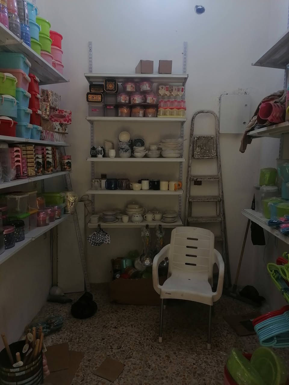 السلام عليكم ورحمة الله وبركاته شلعه حاجه الف لبيع
***********
