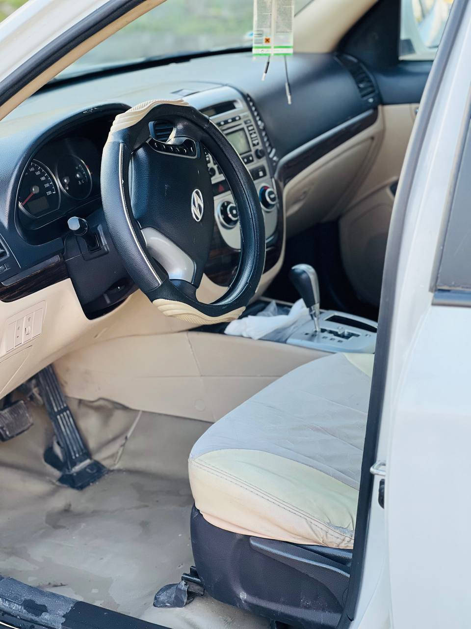 سنتافي 2012رقم مصطره نكليزي شرط تحويل 7راكب
3قطع تبريد تبريد ثلج 🥶تدفيه شغاليه مكينه 4سلندر تحكم ستيرن جهتين فتحه بل سقف سياره حلوو ونضيفه

اشاير بل مري  مري شفط  مصبوغه عام السيار شرط بدون كص  السياره كوري

السعر 118ورقه بيه مجال قليل السوك كلشي بي ماعجبك المنشور اعبر      مرواس حسب القناعه 

الاستفسار     ***********

***********
