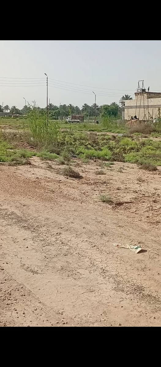 من رخصت الادمن يوجد قطع البيع طابو زراعي سند 25خدمات كامله العلكايه كهرباء ومياه وخط مولد ولانترنيت 
***********
