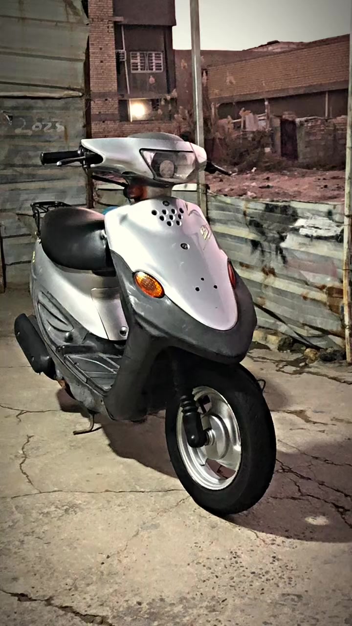 سلام عليكم بيجي تسع زروف  دراجه شوفت عينك احلى من صوره للبيع تفاصيل هذه رقمي ***********
