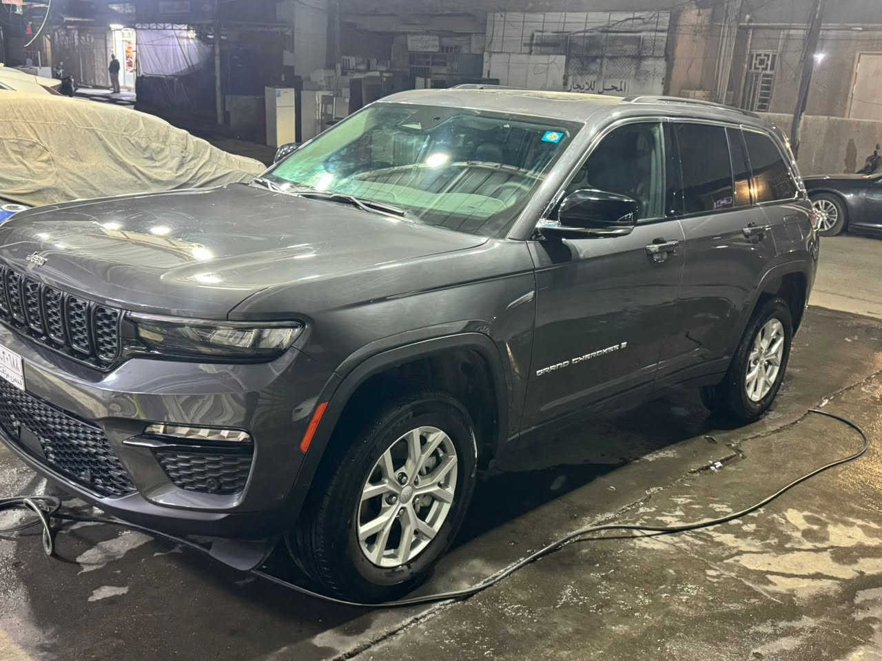 Jeep limited  4*4
موديل 2023 
فول مواصفات للاخير
 - خمسة راكب المرغوب 
- ستيرن كهرباء 
- ⁠كشنات جلد +حار بارد ( الخلفيات فقط حار )
- ⁠شاشة كبيرة
- ⁠خزن ميموري
- رادارات 360 درجة
 _ حادث السيارة سرقة قطع خارجية ومرجعات كامل بدون قطرة صبغ بدون اي شي تبديل
للاستفسار ***********
