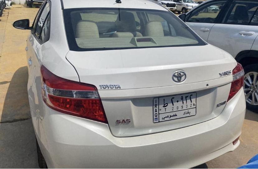 يارس 2017 بغداد شركة ساز 
من الشركة بيها ملاحضات 
جاملغ الأمامي الأيسر مبدل 
والأيمن بارد 
جامع الخلفي بارد 
دعاميات للجمالية 
دوسات صبغ شغل الشركة 
مكانها لو الكاظمية او الزبونة 
***********
السعر 115
