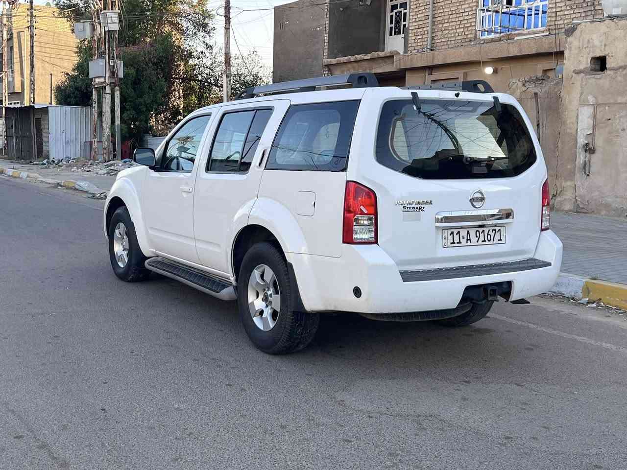 سلام عليكم نيسان بافندر موديل 2008 سياره 7راكب منضومه غاز تبريد ثلج رقم بغداد نكليزي صدر خلفي امامي جديد تخم تاير شاده جديد تحويل ثاني يوم مباشر  سياره سنتر لوك شاشه كامره السعر76بيها مجال قليل سياره بيهه قطعه صبغ كله ع بلاد لاستفسار ***********
