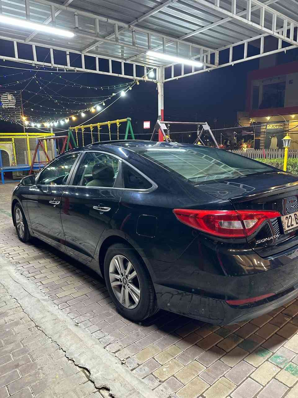 السلام عليكم ورحمة الله وبركاته للبيع سوناتا 2017 فول مواصفات رقم أربيل الجديد باسمي
وارد كندي فقط بنيد صبغ
كير محرك كفالة  برغي ممفتوح
تخم تايرات ٤ جدد
باتري جديد
فيول بمب جديد
صدرها نص عمر فقط
بيها بارد مكانين الهلالات مال جاملغات الخلفية
مكاني بغداد ابو غريب
السعر ١٢٠ وبيها مجال بسيط
*********** اتصل للاستفسار اكثر
