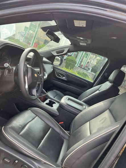 🟢CHEVROLET TAHOE 2024 LS Fedrali Police
السيارة دخول جديد

حجم المحرك 8 (5.3) 

عداد المسافة 6000 mile

الحادث : بنيد مبدل + 3 مكانات PDR 
بدون شواصي بدون دواخل شرط الفحص. 
ايرباك ستيرن وبردة فقط

🔴(السعر/41900$)

🔴المواصفات :

بجم بريمير
لايت لد
تخم ويل بريمر
تخم تاير برجستون
سويج عدد 3 بصمة
بصمة تشغيل
بصمة ابواب 4 وصندوق
كاميرا خلفية
السيارة 4*4
تبريد ثلث قطع
7 راكب كشن منفصل Vip 
تحكم وضعيات القيادة...Drive Modes 
كشنات جلد vip +تحكم كهربائي 
تحكمات استيرن 
هاند بريك بصمة
مانع انزلاق+ABS
شاشة كاربلي +اندرويد اوتو
حساسات خلفية
حساسات امامية
منافذ Type C+USB
وبقية المواصفات المعروفة

كاتي وتترقم شمالي شرط الترقيم (سليمانية، اربيل، دهوك)

🔴(العنوان/كركوك)
              - - - - - - - - - - - - - - - - - 

🔴للاتصال
 
 واتساب + اتصال. 
***********
