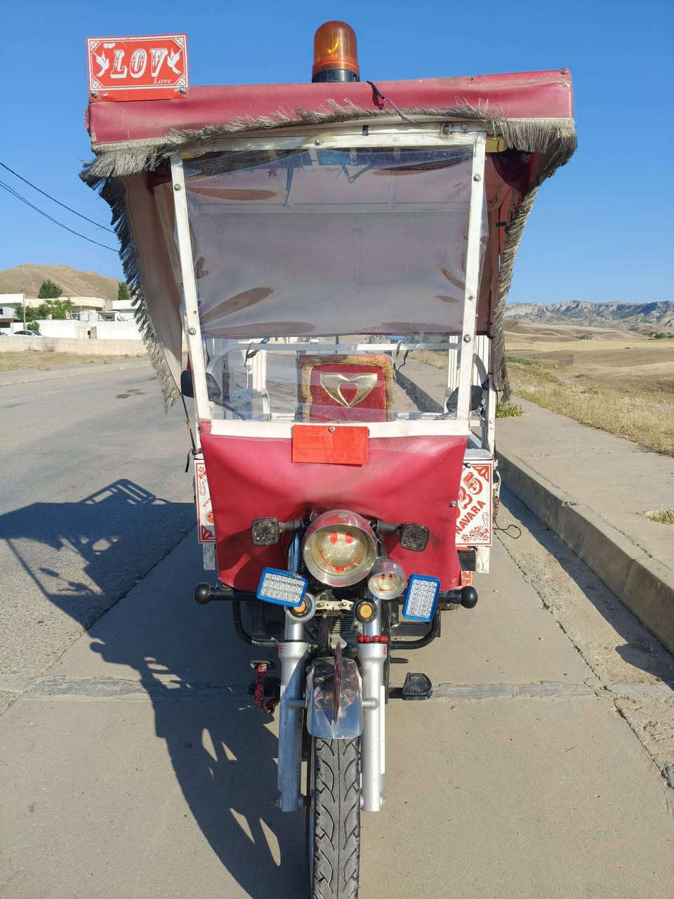 السلام وعليكم  سعر 11ورقة كل شي مزبوت


**إذا كنت صاحب هذا الإعلان وتريد حذفه لأي سبب، رجاءا أرسل رسالة إلى الدعم الفني**