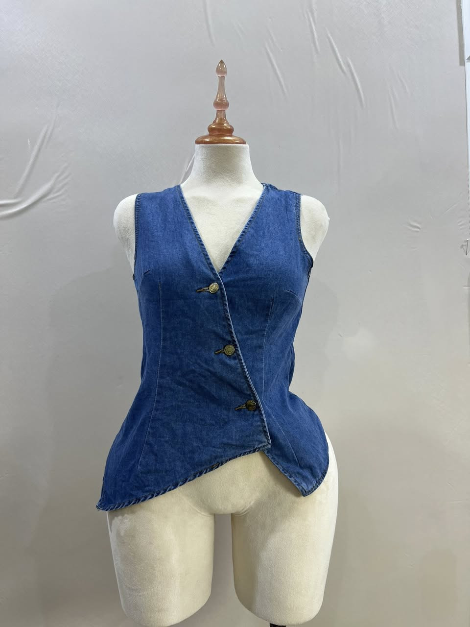 قطعتين 25 الف.


**إذا كنت صاحب هذا الإعلان وتريد حذفه لأي سبب، رجاءا أرسل رسالة إلى الدعم الفني**