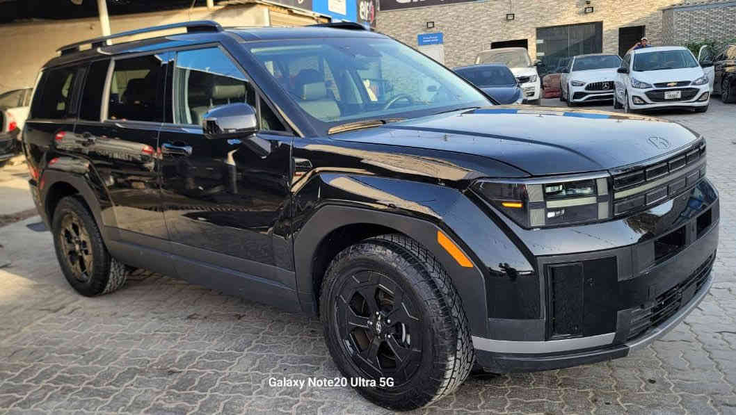 *استلام مباشر داخل منفذ سفوان*
بالإمكان إدخال السياره بكتاب شهداء

*هونـداي سنتـافي موديــ2024ـل*
*السعر195$جاهزه)فول موصفات* بدون كمرك. ستفسار ***********
