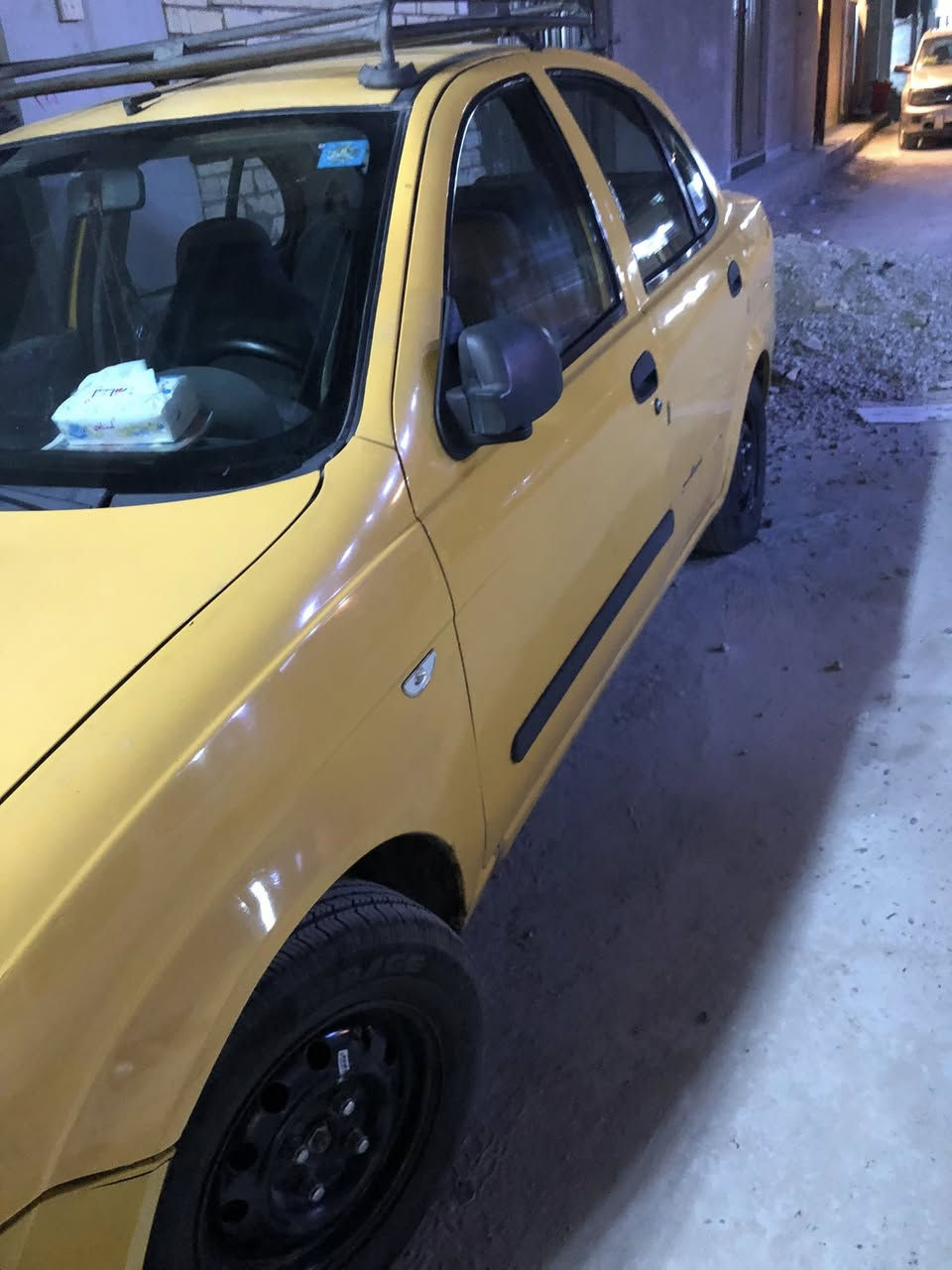 السلام عليكم طيبه موديل 2015 بغداد رقم جديد بأسمي بيها طخه بالبنيد و مصبوغ و باب خلفي شويه صبغ بي مكينه كير مكفوله كلج و باتري جديد وزوج تايرات جديد درايم شفت بوربرن جديد سعرها 35 بيها مجال بسيط الاتصال ***********
