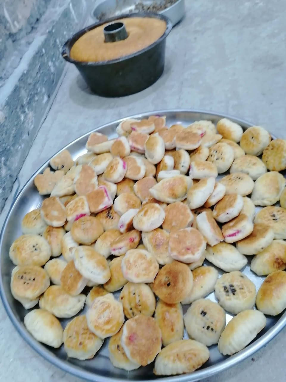 بسم الله نبدأ فتح حجز ع كليجه العيد الأضحى المبارك اعاده الله علينا وعليكم بالخير واليمن والبركات وكل عام وانتم بالف خير كيك ومعجنات نستقبل حجوزاتكم العنوان الراشدية حي الأعلام للاستفسار المراسله ع خاص يتوفر لدينا خدمة توصيل


**إذا كنت صاحب هذا الإعلان وتريد حذفه لأي سبب، رجاءا أرسل رسالة إلى الدعم الفني**