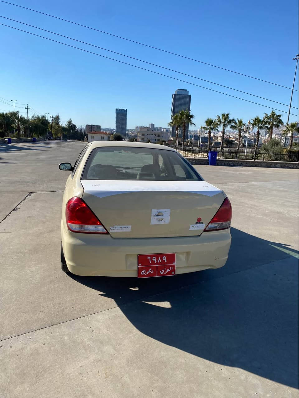 صةني 2012
 5قطعه سبخ 
9 ورقه غرامة سةر 

*********** دهوك, العراق
