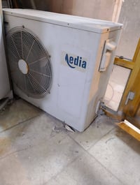 قطعة خارجية • ميديا • ٢ طن وثلث