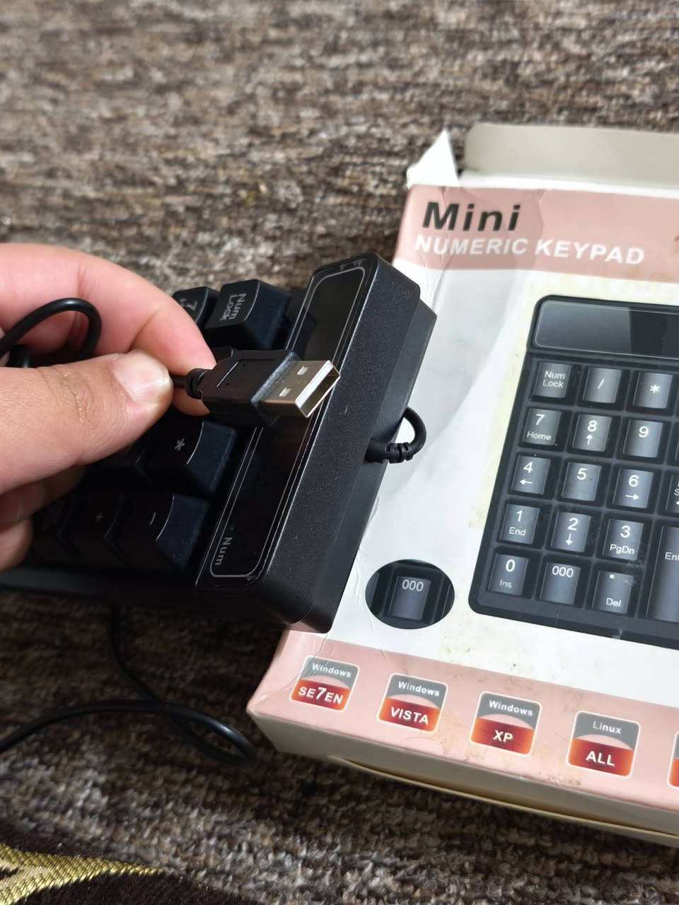 ميني كيبورد للرقام USB سعر 20 مع توصيل وبي مجال بصيط


**إذا كنت صاحب هذا الإعلان وتريد حذفه لأي سبب، رجاءا أرسل رسالة إلى الدعم الفني**