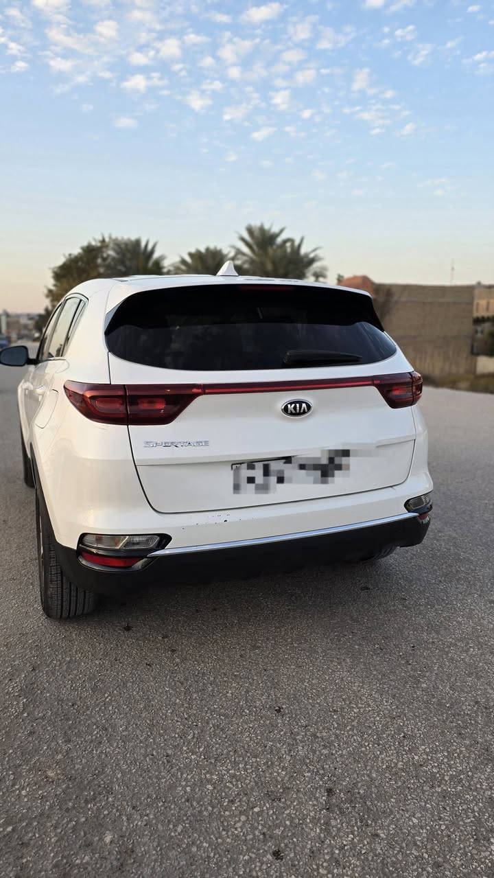 السلام عليكم من رخصة الادمن المحترم
سبورتج موديل 2022 البيع المواصفات تحكم سترن كامره دواره رادارات السياره مامتعوبه مال بيت او جديده ماشيه 40 الف السياره بيها خشم الجاملغ صبغ والباقي كوله مكفول مكام السياره كربلاء طوريج رقم السياره ربيل دولي الجديد والسعر اتصل بصط عيوني تدلل هذا رقمي ***********
