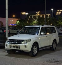 للمراوس مع باجيرو 2020 فقط  باجيرو 2009 لون ابيض مكفوله عدى بارد فقط ا...