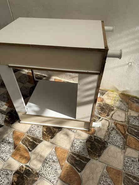 طباخ مستعمل خمس عيون شغال كامل ويا الميز مالته الاتصال عل رقم *********** سعره 175 الف
