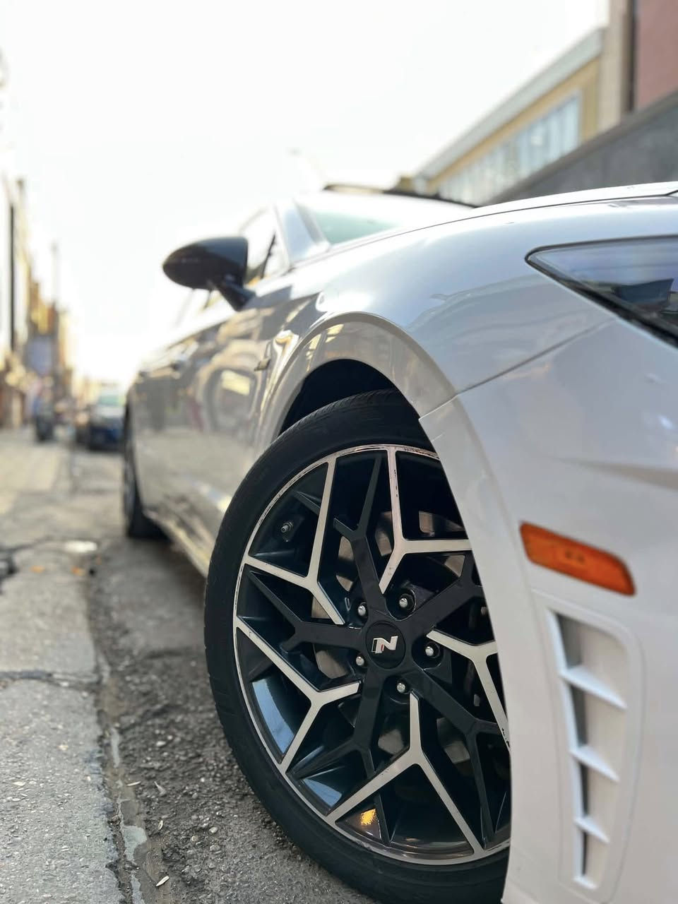 السلام عليكم . سوناتا 2023 فول ميحتاج احجي المواصفات معروفة. فول 
كلين بدون حادث بس تكحيل وبارد ٤ اصابع 
بغداد بأسمي 

فئة N-LINE 
2500 تيربو صاروخ أرضي 🚀

مراوس ب CLA 250
او C300 فقط.


**إذا كنت صاحب هذا الإعلان وتريد حذفه لأي سبب، رجاءا أرسل رسالة إلى الدعم الفني**