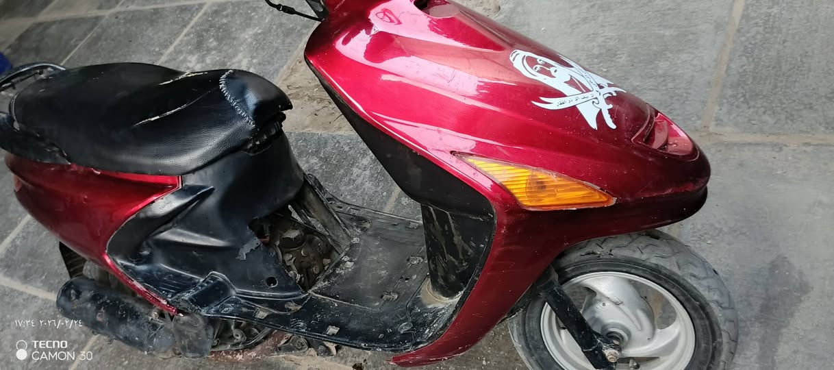 فراشه مجفته للبيع سعر ب200 ناقصها بس ضفيره كهربائيات
***********
