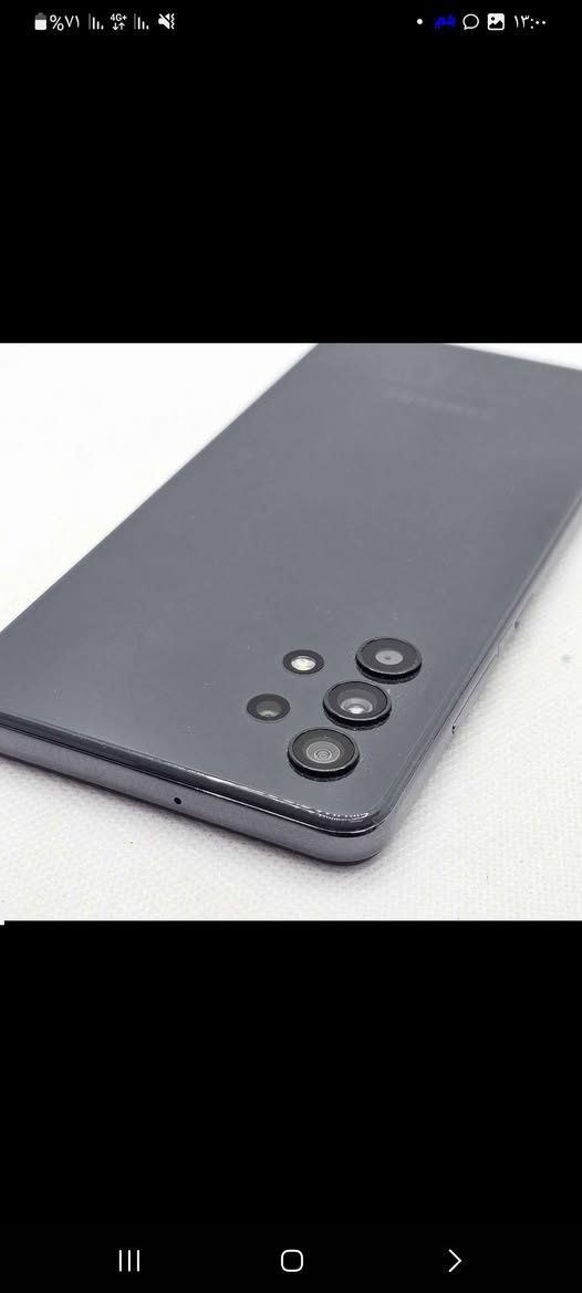 سلام عليكم للبيع فقط
سامسونك A32  جهاز غني عن تعريف 
ذاكره 128
رام 6
جهاز كل عيب مابي كله بلادي 
بطاريه شحن يكفيك يومين 
كامرات تخبل كل عيب مابي جهاز باب اول معروف 
بدون ملحقات فقط كفر وضد كسر 
السعر 115 بي مجال كلش بسيط للشراي 
***********
