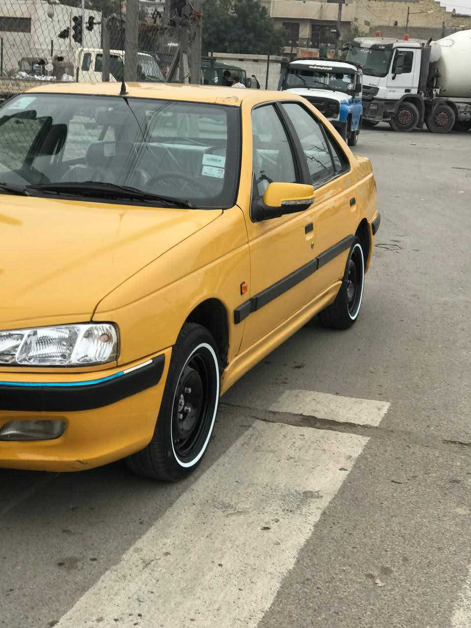 سلام عليكم سياره بيجو بارص البيع موديل 2015 سياره حلوه وكامله بيه منضومه مال غاز مشدوه وكامله سعر 46وبيه مجال حك جيه رقم الهاتف *********** عنوان بغداد
