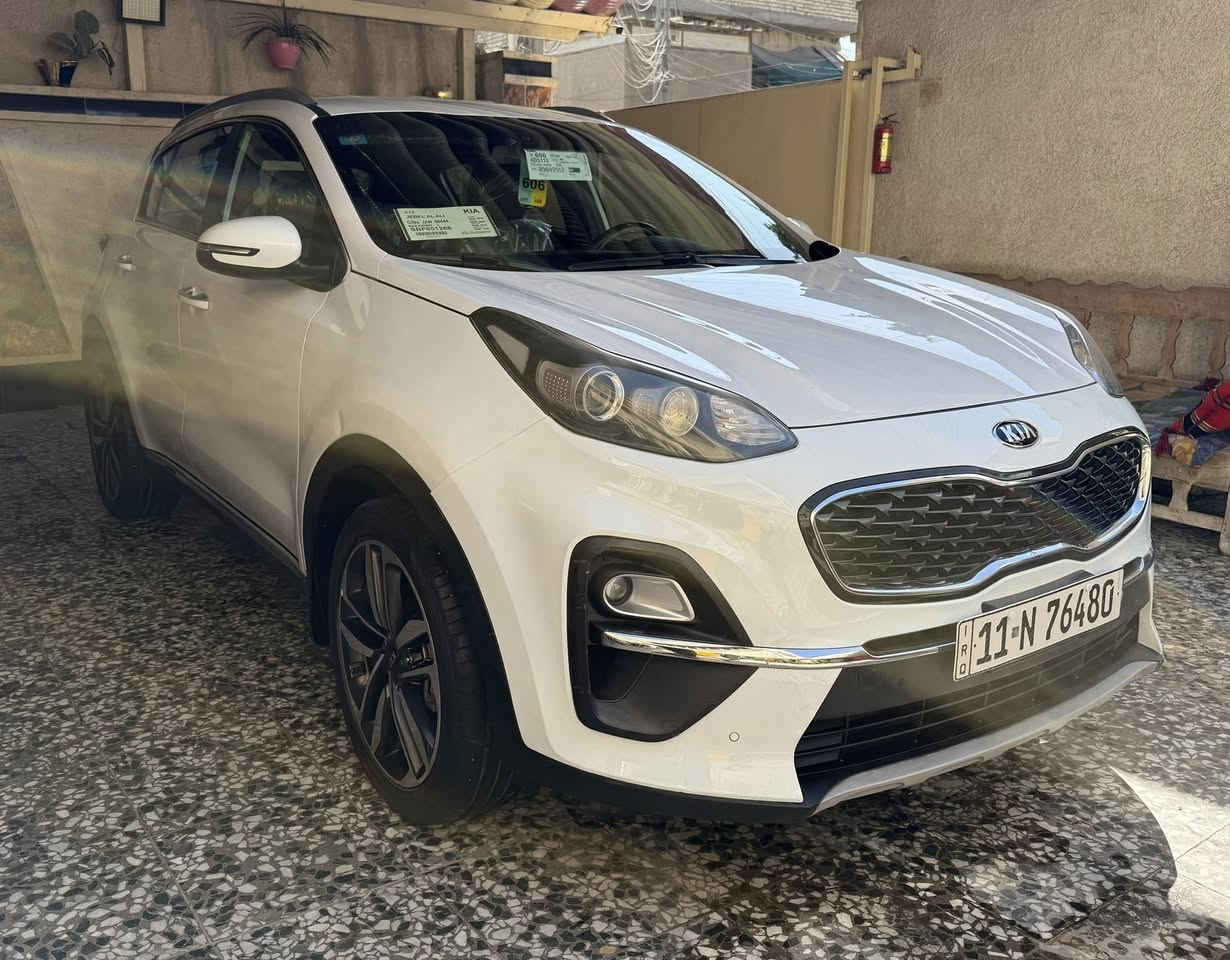 سبورتج 2021 خليجي مكفولة
فول مواصفات عدى البنراما 
بصمة 
كراسي كهرباء 
حساسات امامي خلفي 
اريل نفكيشن 
محرك 2000 دوش 
شاحن وايرليس 
مري شفط 
تحكم ستيرن 
ماشية 70K
شاشة كبيرة كاربلي 
السعر (203)$
مكان السيارة/بغداد/الكرخ 
الهاتف/***********
