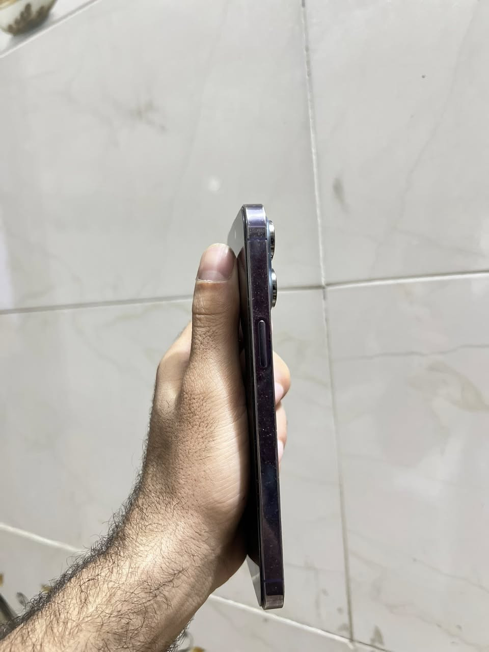14 promax بنسفجي
ذاكره ٢٥٦ 
البطاريه ٨٦ بلاديه
مبدل ضهر وشاشه اصليات الفيس ايدي شغال 
السعر ٧٠٠ الف
العنوان بغداد طالبيه 
***********
