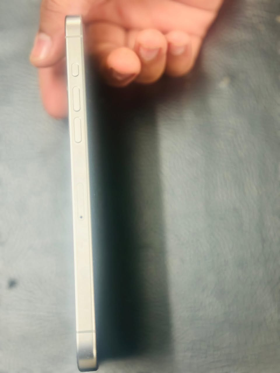 � آيفون 15 برو ماكس – 256GB

✅ مكفول من الشخط والفتح
🔋 صحة البطارية: 85%
🔄 عدد دورات الشحن: 688
💾 السعة: 256 جيجابايت
💰 السعر:1,100,000 
المكان بغداد 
بدون ملحقات فقط الجهاز 

***********

الجهاز نظيف والاستعمال شخصي، والفحص مفتوح قدام المشتري �
