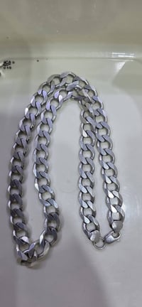 فضة ٩٢٥ • ٨٨٠ غرام • زناجيل ايطالي