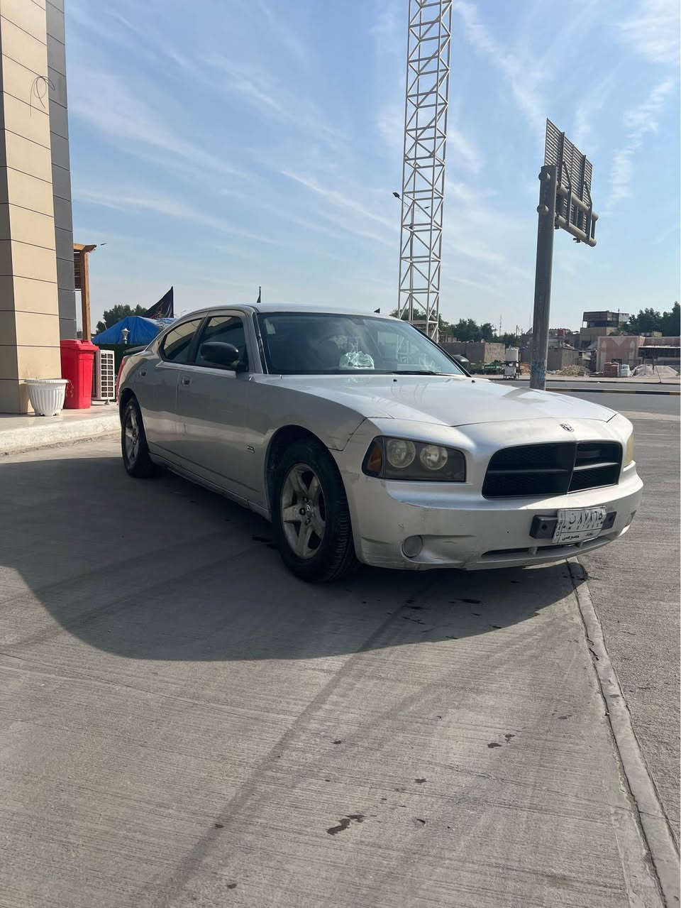 السلام عليكم للبيع دوج جارجر كندي مديل 2009 كفاله بيه بس باب خلفي مبدل اثر خياس ولباقي كفاله كير محرك حداده تخم تاير تبريد تادفئه  عنوان سياره ابو الخصيب السعر 95 وبيه مجال *********** Singapore
