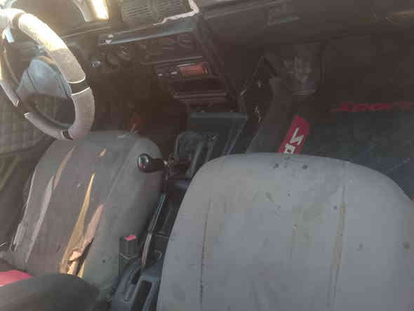 مستبوشي موديل 91 محرك 16  رقم نينوى شرط التحويل مكينه وكير شرط تايرات  جديده كهربائيات شغاله سياره مال بيت .  السعر 16 وبيها مجال. للاتصال ‏‪***********‬‏
