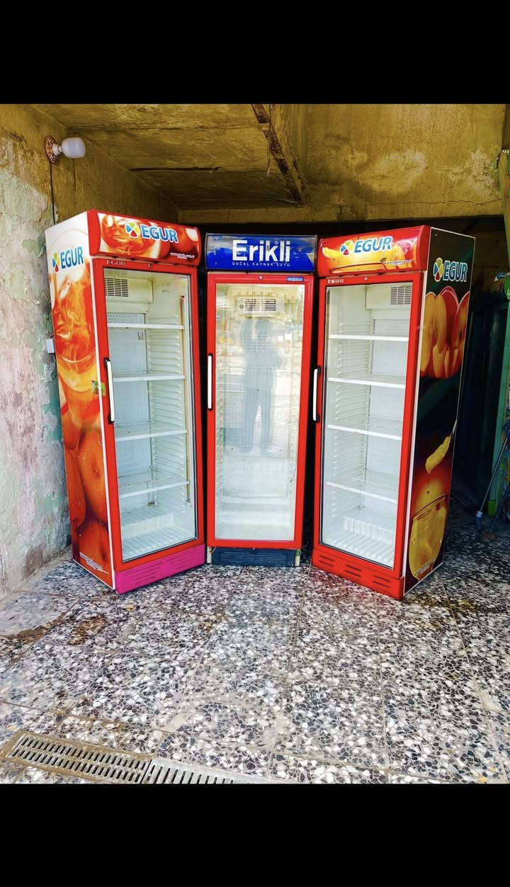 سلام عليكم عارضات عمودية للبيع ايكور تركي الاصلي نضافة فول 💯اخو جديد شرط ضمان شراي يتصل على هذا رقم *********** مكاني بغداد واكو توصيل فقط بغداد 🚚
