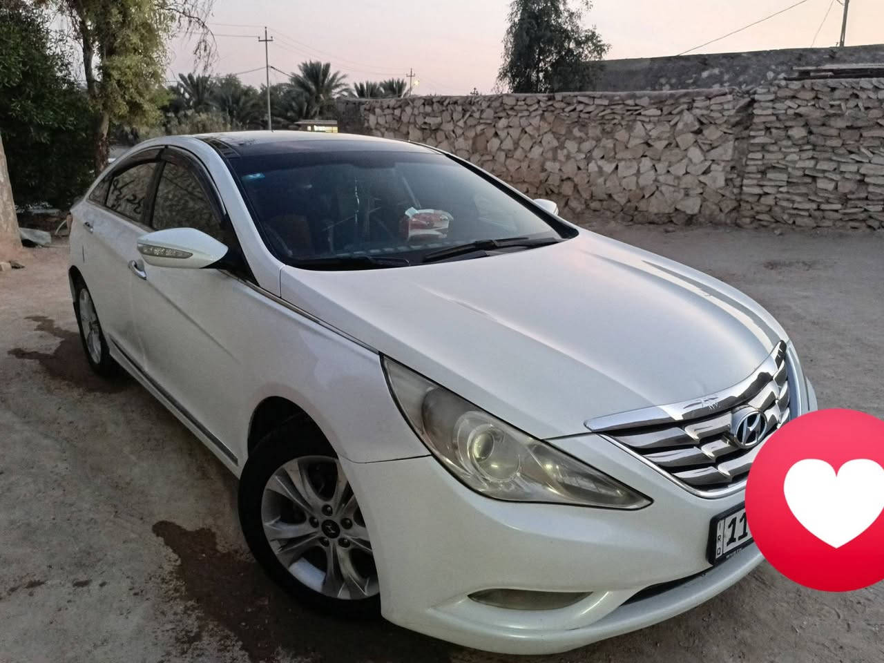 سوناتا خليجي 2011
محرك 2400 دوش
بانوراما قطعتين
تبريد ثلج
حساسات خلفية
جرص120km
تخم تاير 
مري شفط
اشاير بل مري
رقم بغداد انكليزي  باسمي 
تحويل مباشر
كهربائيات جاهزه
للاستفسار الاتصال على الرقم 
***********
السياره بيها صبغ احزام اثر خدوش

