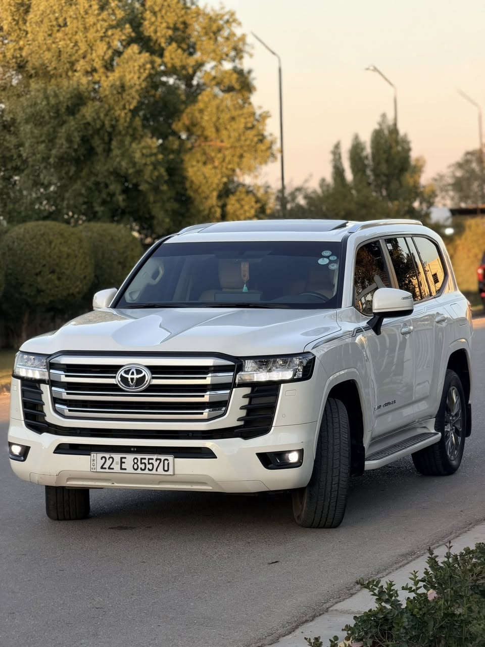 تؤيوتا لاندكروز 2023GXR توين تيربو فول مواصفات  رقم أربيل مضلله سنويه شركه جيهان مكفوله كفاله عامه ماشيه 31000 مكفوله من كلشي السياره جديده ماشاءالله 
بلعافيه عل ياخذها  عارضها 67 وبيها مجال
للاتصال :***********
