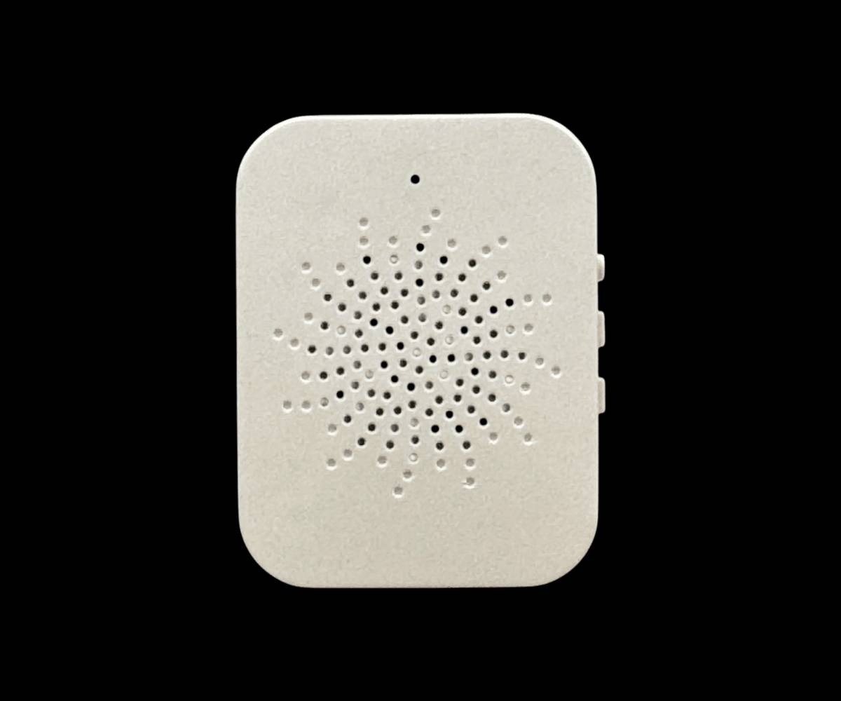 جرس باب ذكي

المميزات

كاميرا بدقة عالية (HD) مع زاوية رؤية واسعة

تواصل صوتي ثنائي الاتجاه: تحدث واسمع الزائر بوضوح من خلال المايك والسبيكر

رؤية ليلية: رؤية واضحة في الظلام لحماية منزلك 247

اتصال Wi-Fi يدعم 2.4GHz ويعمل مع تطبيق خاص على الهواتف (مذكور على الدليل)

بطارية طويلة العمر قابلة لإعادة الشحن عن طريق منفذ Type-C (كيبل مرفق)

تصوير تلقائي عند الضغط على الجرس وإرسال إشعار فوري إلى الهاتف

دعم التخزين السحابي لحفظ الصور والفيديوهات

جهاز تنبيه منفصل (Chime) يُصدر صوت جرس داخل المنزل – يعمل بدون أسلاك

طريقة الربط

تنزيل التطبيق من خلال الباركود الموجود في الكتالوج اسم التطبيق (Kement)

الضغط على خيار Add Device ومن ثم اختيار (Little Doorbell) وبعدها اختيار نوع (Z60)

الضغط المستمر على الجرس لمدة 8 ثوان وبعدها اختيار (Yes) ثم (Next)

كتابة اسم ورمز شبكة ال WiFi

سوف يظهر رمز QR Code يجب تقريب كاميرا الجرس امامه لحين ظهور عبارة (Signup Successful)

تم الربط

محتويات الصندوق

جرس الباب الذكي بالكاميرا

وحدة التنبيه الداخلية (Chime)

كيبل شحن Type-C

دليل الاستخدام الكامل

براغي تثبيت + شريط لاصق

ملاحظات

الجهاز لا يدعم شبكات Wi-Fi 5GHz

التطبيق الخاص بالجهاز متاح على App Store وGoogle Play

بلد المنشأ: الصين

يجب شحن البطارية بالكامل قبل الاستخدام الأول (يستغرق حوالي 10 ساعات للشحن الكامل) (لم يتم ذكر سعدة البطارية)

لم يتم ذِكر مدى الاتصال اللاسلكي بين القطعتين لا بالأمتار ولا بأي صيغة تقنية

لكن بما أن الجهاز يعمل عبر Wi-Fi 2.4GHz، فغالبًا مدى الاتصال يتراوح بين (10 إلى 15 متر داخل المنزل مع وجود جدران وقد يصل إلى 30 متر في الأماكن المفتوحة)

🔹 ملاحظة مهمة: المنتج غير متاح للشحن إلى إقليم كردستان، نعتذر من عملائنا الكرام ونشكر تفهمكم.