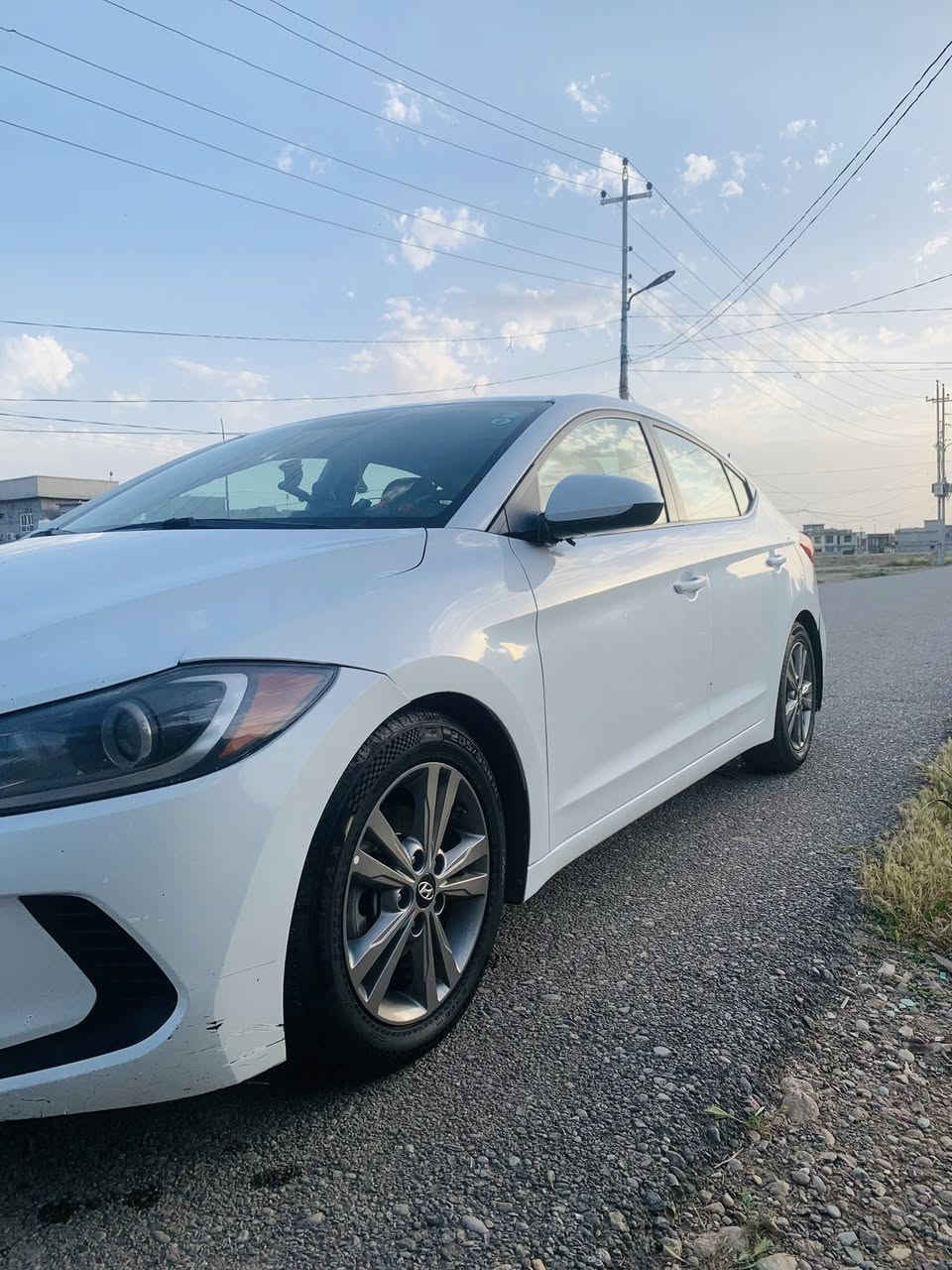 النترا 2017 امريكي
محرك 2000

مواصفات نص 

شاشه تاب اصليه 

كامره خلفيه 

تحكم استيرن جهتين 

كروس مثبت سرعه 

 3انظمه القياده  سبورت  او عادي  او  ECO   تقليل صرف الوقود 

محرك كير تبريد خير من الله 

السياره ليبل واحد بدون اي تبديل ولا. معجون فقط صبغ 

السونار مرفق. ويه الصور

ماشيه 85  ميل

مكان السياره ديالى العنبكيه ناحية السلام

السعر 120 وبيها مجال
***********
