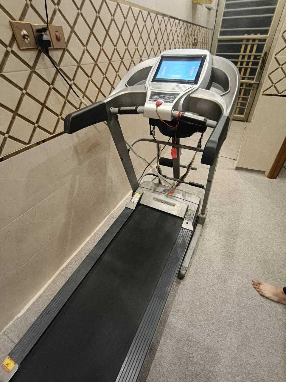 سلام عليكم هاذه جهاز جري سعر 325 وبي مجال مكاني النجف الاشرف ميلاد فاو وهاذه رقمي *********** اتشرف بيكم
