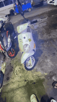 سلام عليكم دراجه فله نضيفه كهربائيات كله شغال كفاله عامه كلج خلفي لو امامي تعبان فقط 
السعر750 وبيه مجال بسيط #الجميع 
او امراوس اب ايشي كون نضيف  عنوان بغداد بلديات 
 

‭٠٧٧٧ ٢١٨ ٠١٩٠‬
