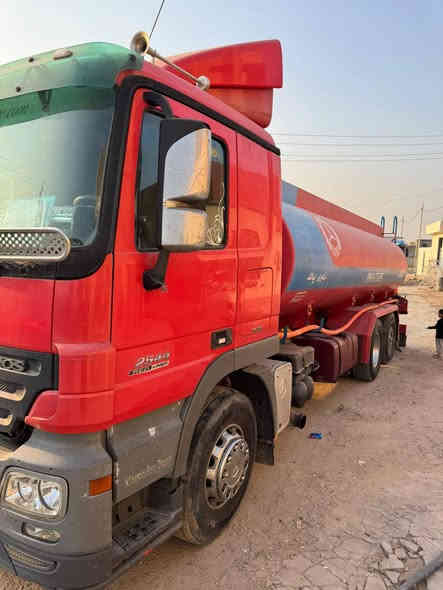 سلام عليكم كتروز دنكر ماي مديل 2006 حجم 2544 تانكي 22 طن تانكي جديد سياره كلج نمر 8 قماره محرك كير شاصي اكسل كله كفاله عامه 
رتايدر 5 طكات تايرات كله جديد
حداديه  كله جديد سنويه بسمي تحويل ثاني يوم تنتهي بل 2029 رقم لماني لجديد سعر 450 قفل 
مكان بصره الي مو شراي لا يتصل ***********
