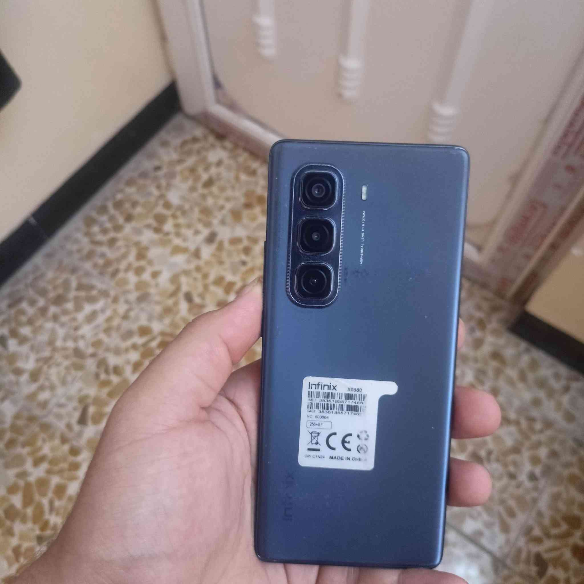 انفينكس هوت 50 ذاكره 256 بصمه شاشه بي جهاز نظيف حيل سعره 200 واللي يحب يعارض اعارض فقط ايفون 11 عادي اللي يحب يتصل على الواتساب او على الخط ***********.اسيا.                                             *********** كورك
